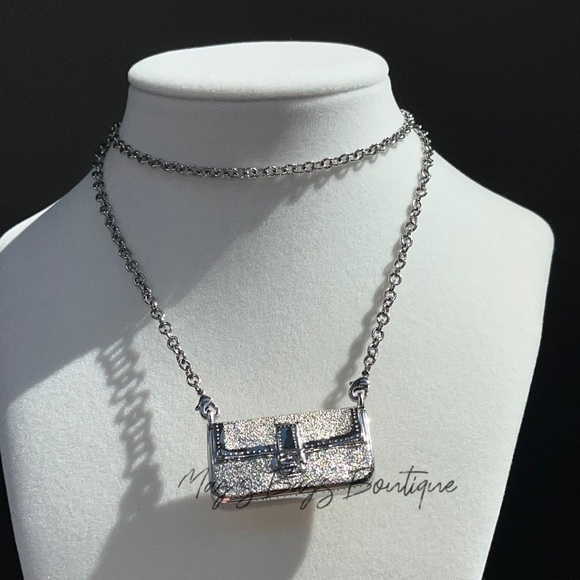 Fendi: Baguette Bag Silver Necklace *RARE* - Picture 3 of 10